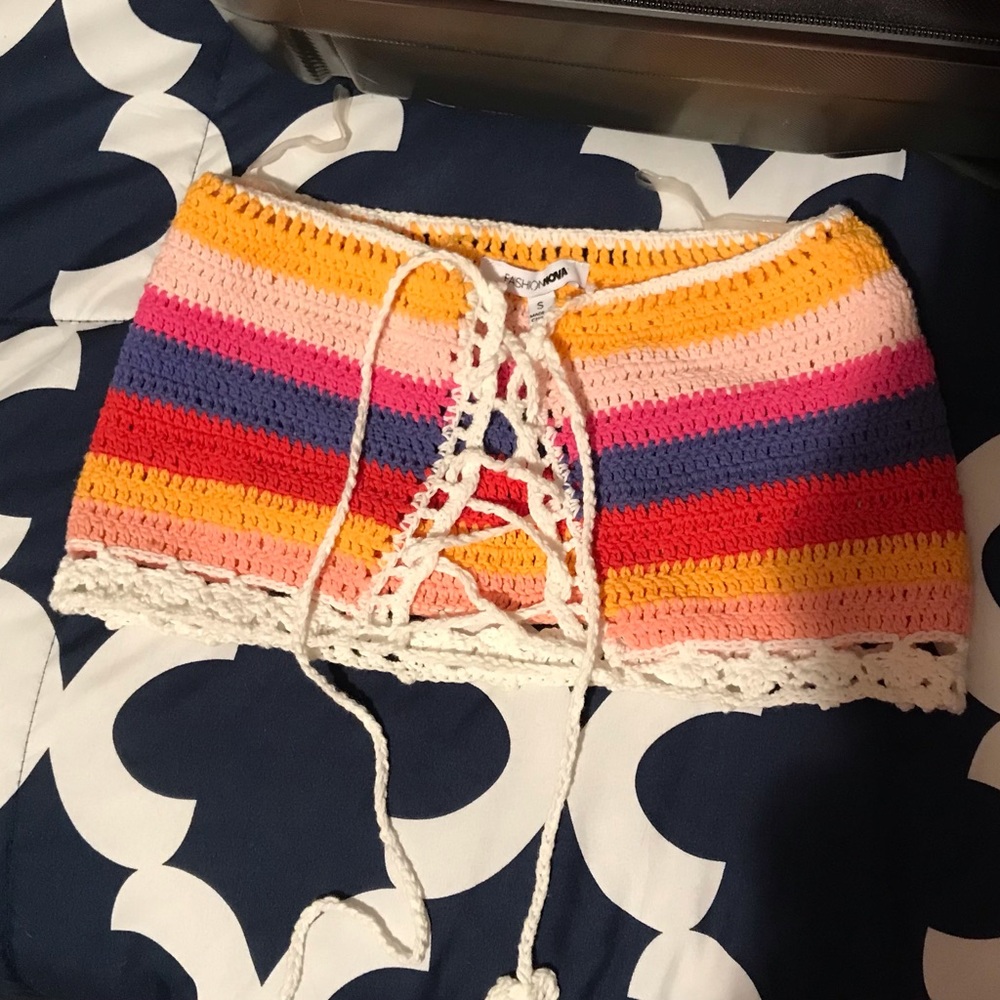 Fashion nova knitted crop top